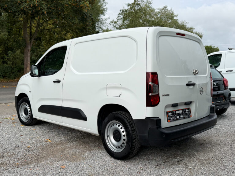 Opel Combo | TVAC