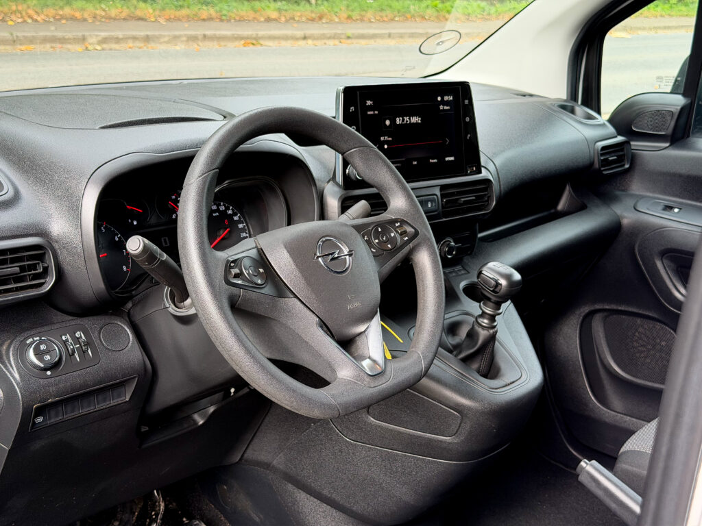 Opel Combo | TVAC