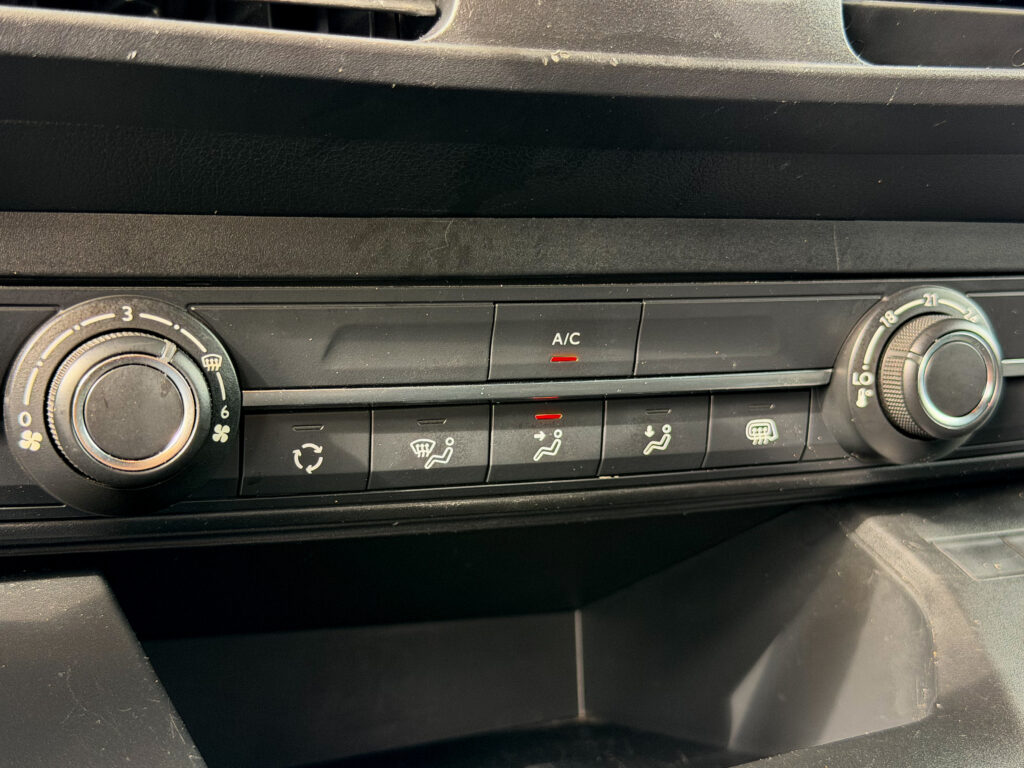 Opel Combo | TVAC