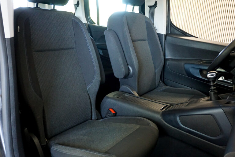 Peugeot Rifter | 5 places
