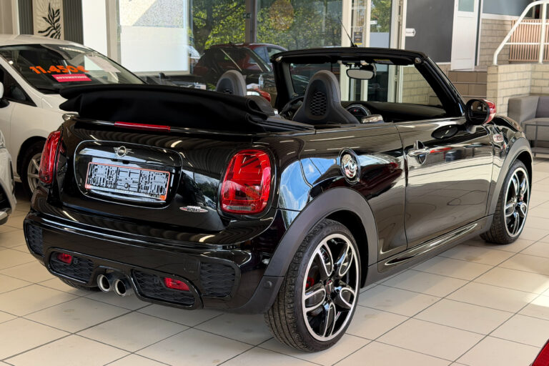 Mini John Cooper Works Cabrio