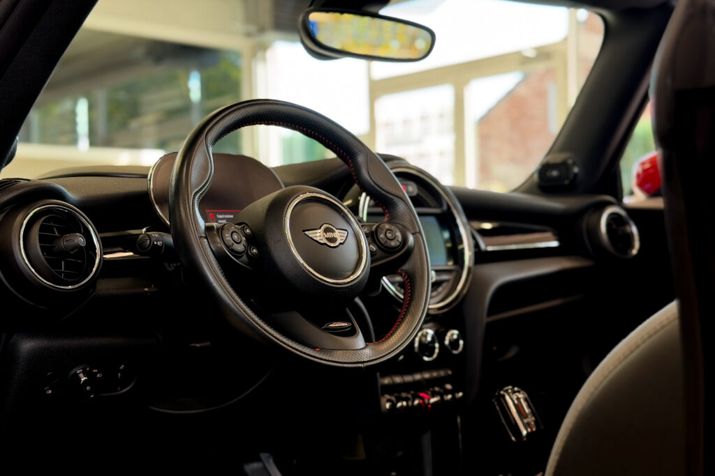 Mini John Cooper Works Cabrio