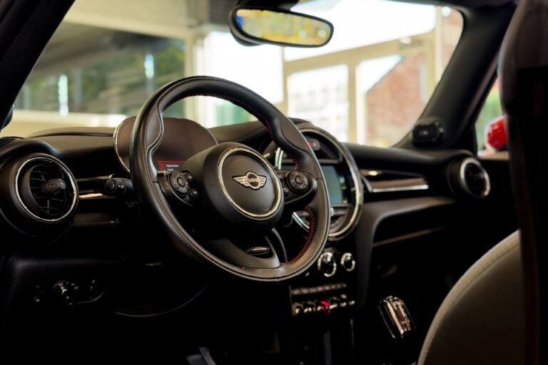 Mini John Cooper Works Cabrio