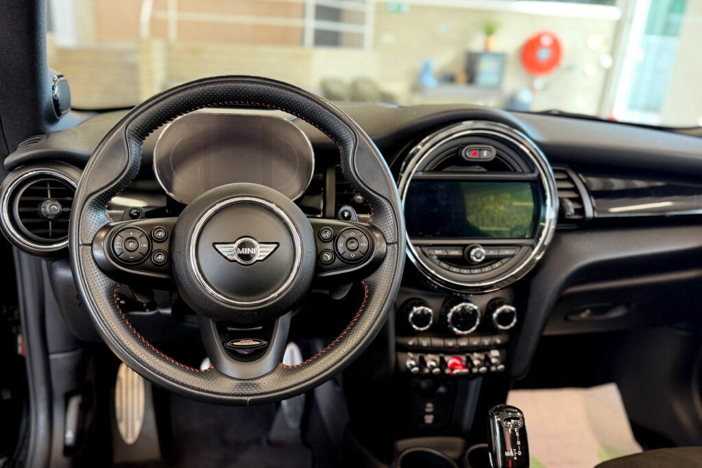 Mini John Cooper Works Cabrio
