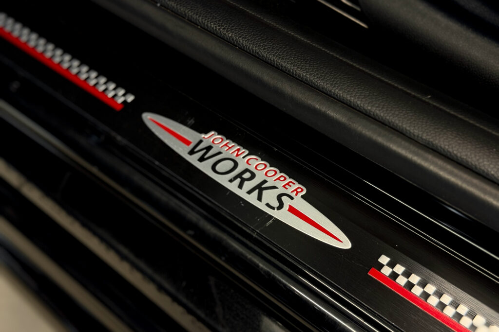 Mini John Cooper Works Cabrio